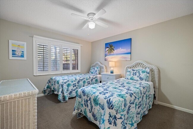 Building Photo - 772 Bird Bay Dr N