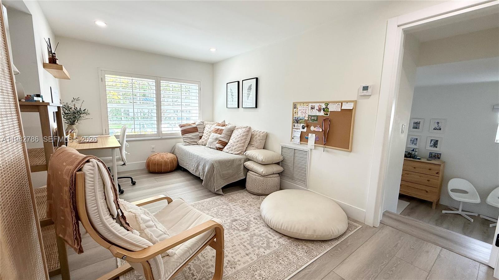 Building Photo - 5785 SW 54th Ter