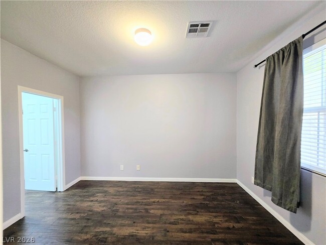 Building Photo - 9309 Night Mesa St