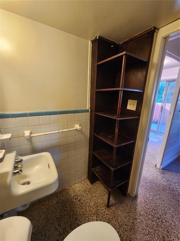 Building Photo - 1931 NW 4th Ave