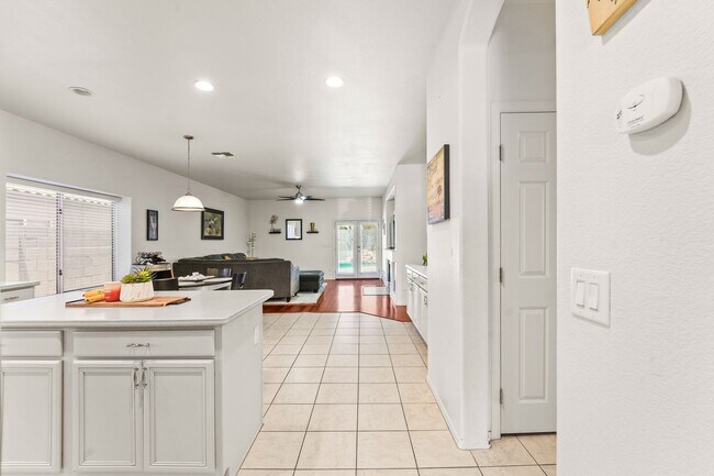 Building Photo - Your Goodyear Retreat Awaits – Updated 4BR...