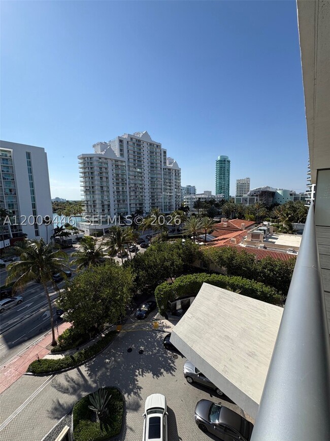 Building Photo - 5875 Collins Ave