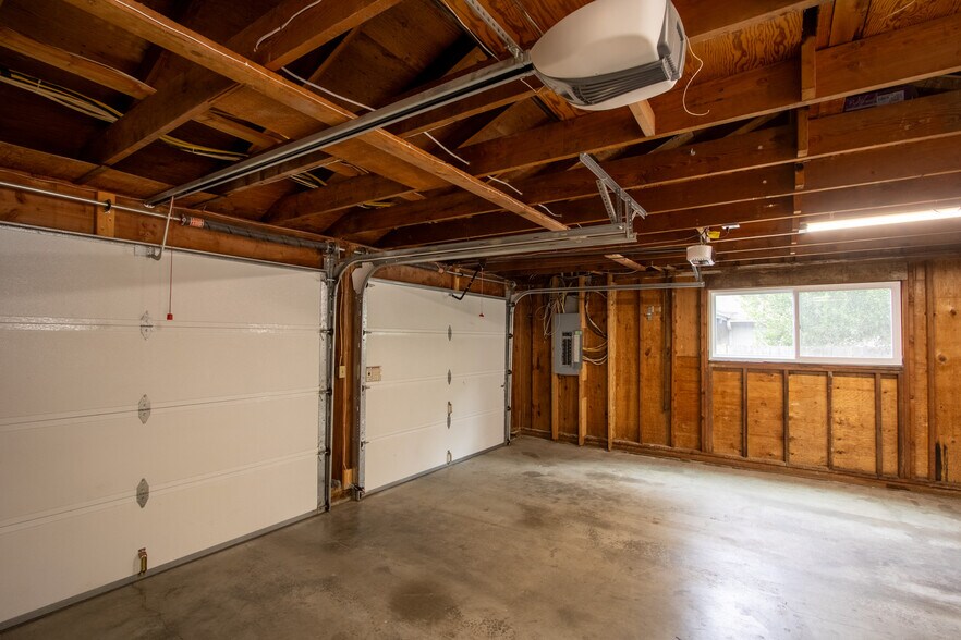 2 car, extra deep garage - 13234 SE 261st St