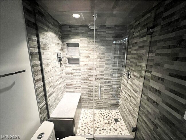 Building Photo - 6955 N Durango Dr