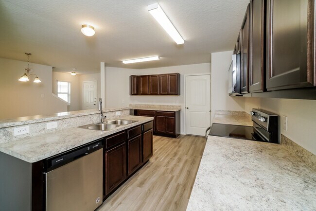 Building Photo - 5306 Freshwater Way