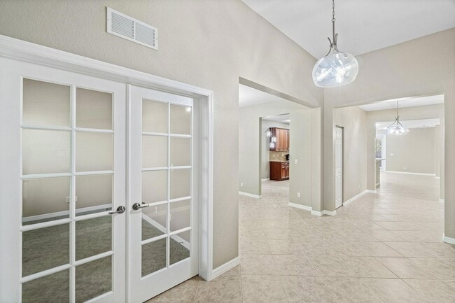 Building Photo - 10636 Ivanhoe Ln