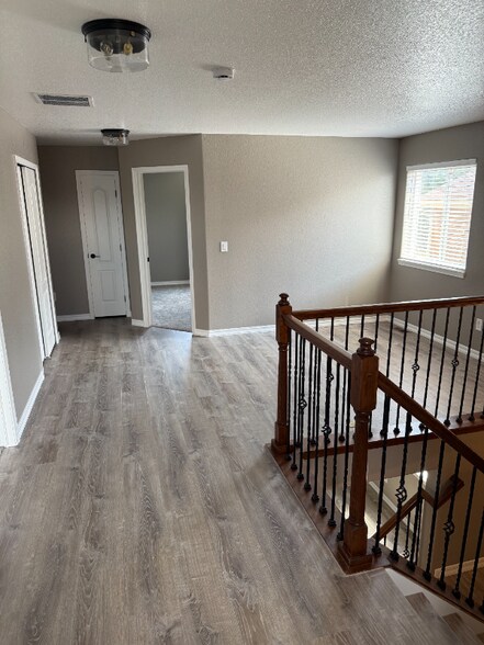 Building Photo - 7416 Falconer View