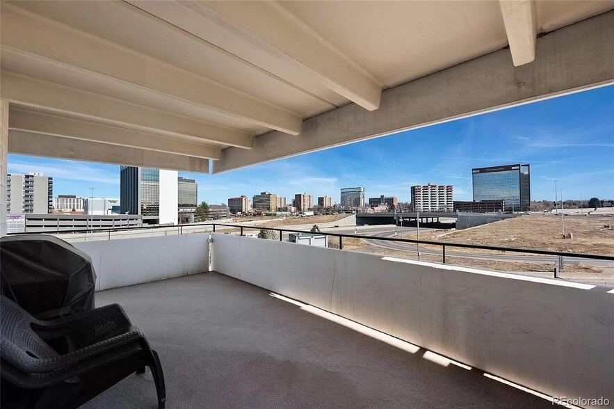 Balcony - 1888 S Jackson St