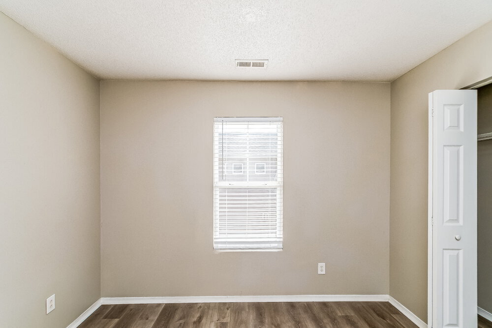 Building Photo - 912 Mailwood Dr