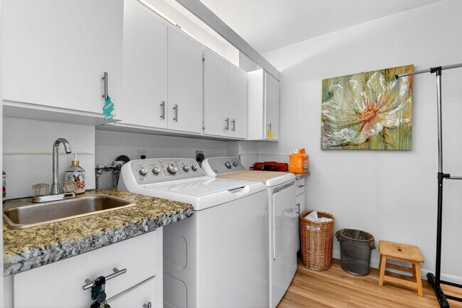 Building Photo - 2701 Village Blvd