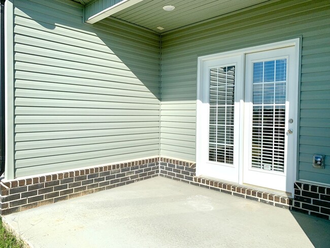 Building Photo - 432 Ayden Ln