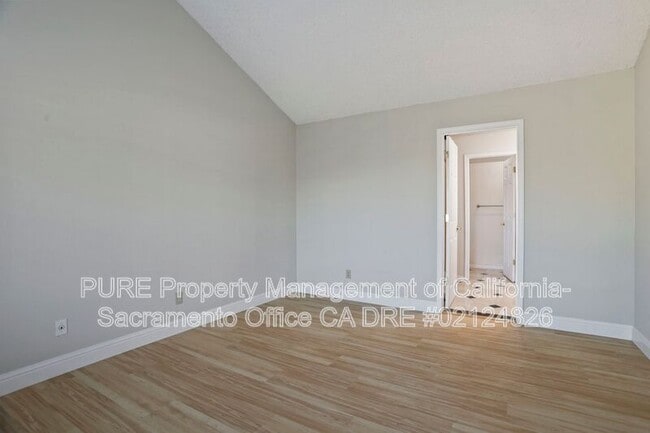 Building Photo - 4 Coyle Creek Cir