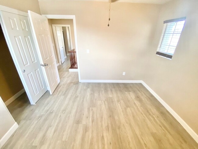 Building Photo - STUNNING 2 STORY HOME 3 BEDROOM 2.5 BATH W/ ONE CAR GARAGE IN A GATED COMMUNITY!