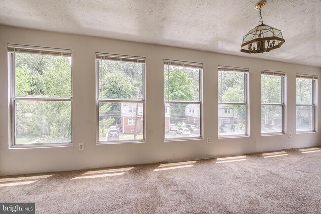 Building Photo - 6120 41st Ave