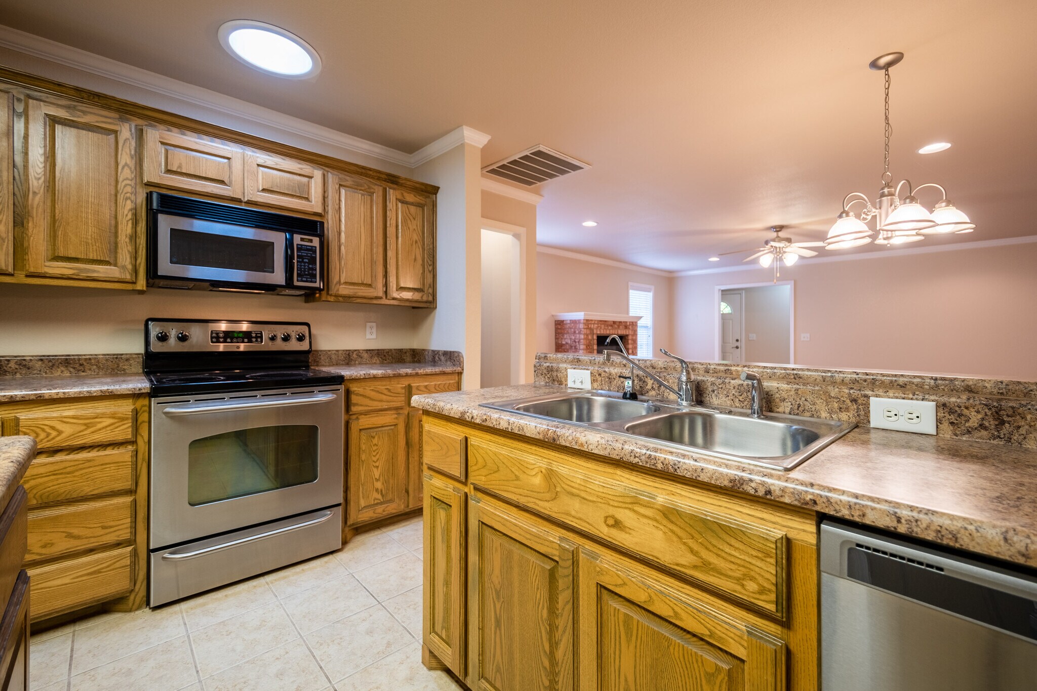 Kitchen with island - 4530 Steffi Ct