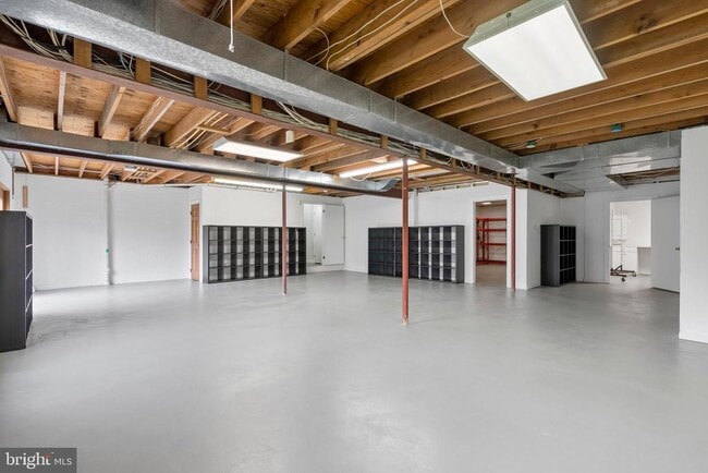 Building Photo - 5808 Riggs Rd