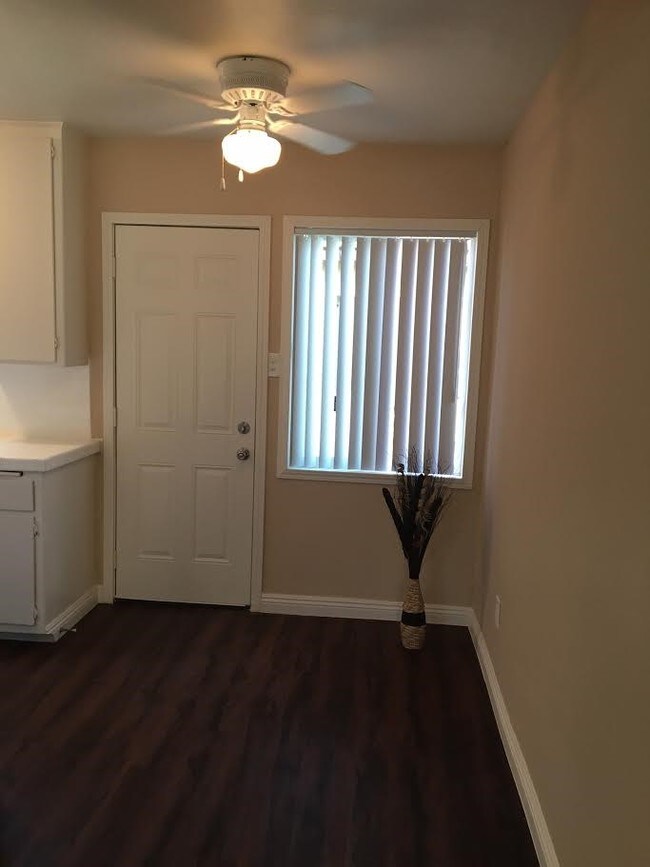 Building Photo - 746 N Mavis St