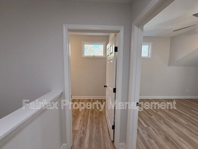 Building Photo - 312 Price Ave