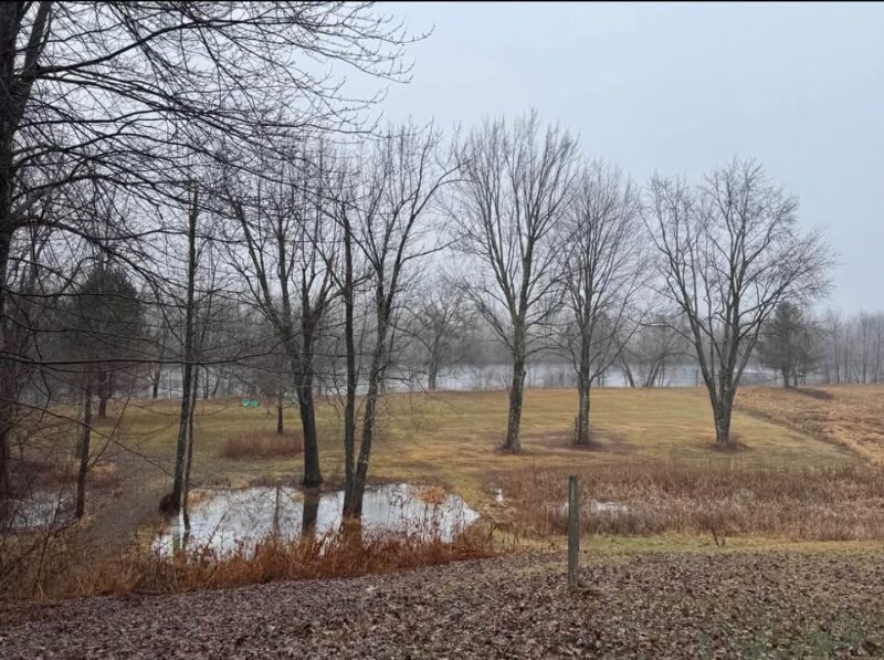 Building Photo - 18 Old Hollis Rd