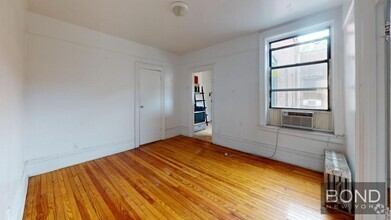Building Photo - 356 South First Street