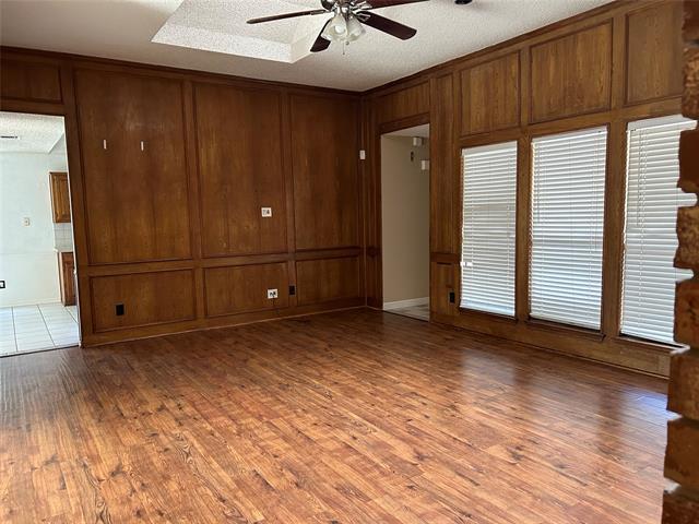 Building Photo - 2517 Rich Oak Dr
