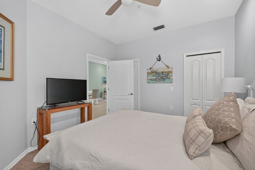 Building Photo - 1285 Sweetwater Cove