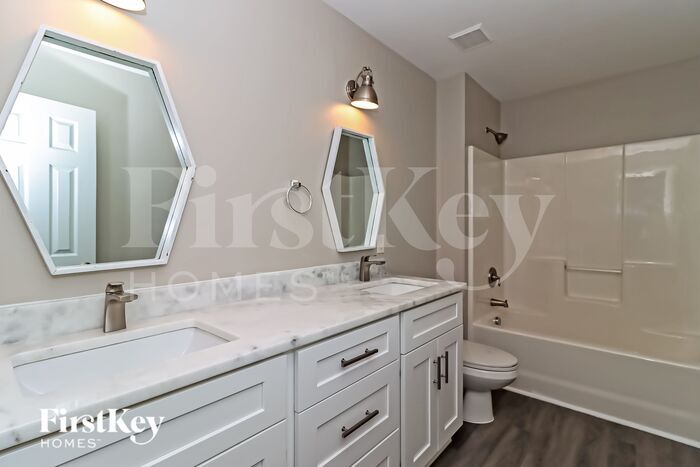 Building Photo - 1426 Wilburn Park Ln NW