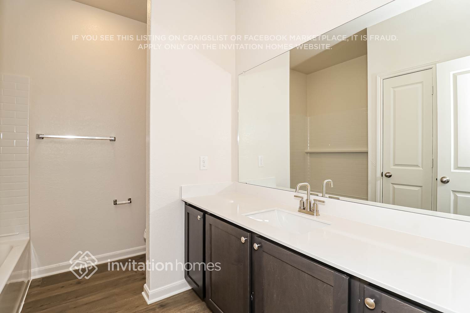 Building Photo - 10020 Pilot Pl