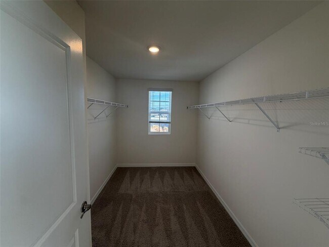 Building Photo - 8586 SW 44th Terrace