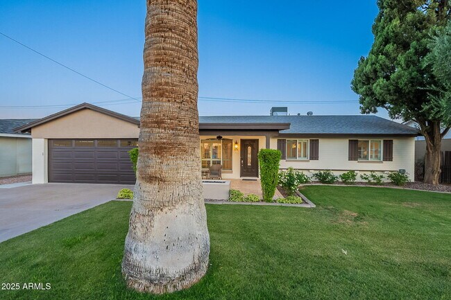 Building Photo - 8263 E Cypress St