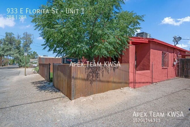 Building Photo - $1195- Beautiful Desert Home Available for...