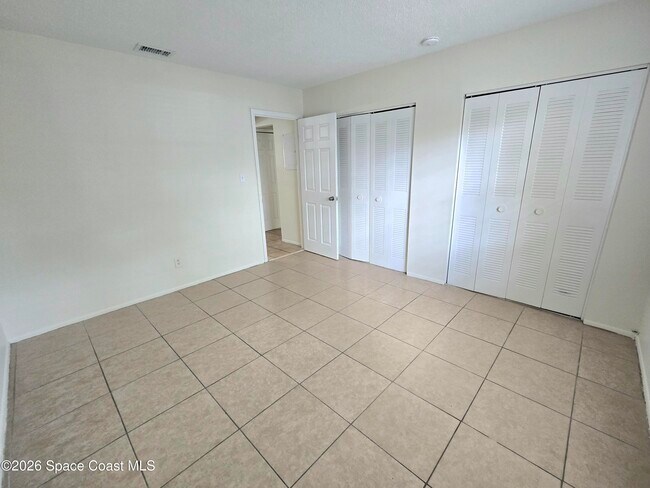 Building Photo - 1728 Guava Ave