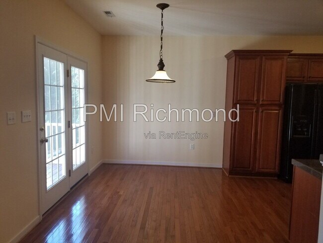 Building Photo - 14636 Sailboat Cir