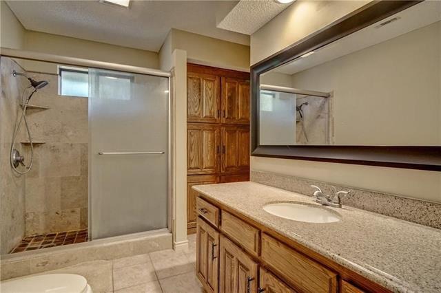 Building Photo - 5705 Royal Club Dr