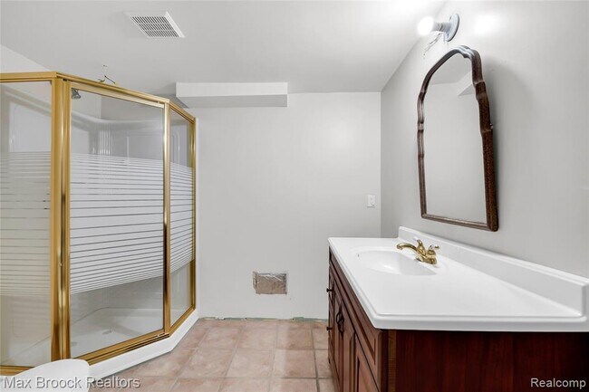 Building Photo - 107 Millstone Rd