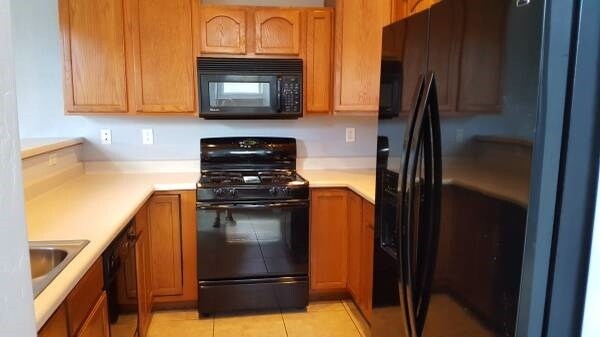 Building Photo - 1396 E Scarlet Dr