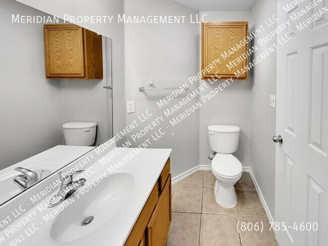 Building Photo - 312 N Brentwood Ave