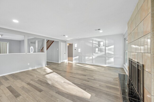Building Photo - 1363 Westgreen Blvd