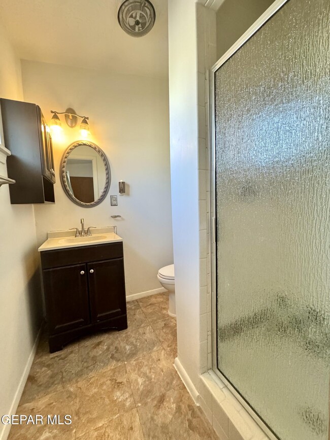 Building Photo - 10213 Saigon Dr