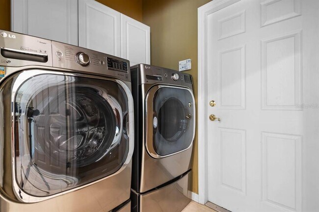 Building Photo - 3731 Gaviota Dr