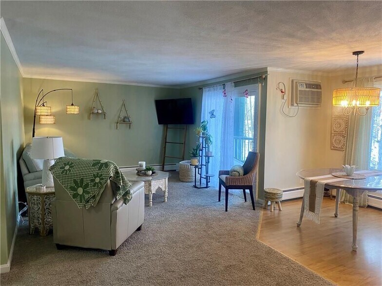 Building Photo - 7 Wake Robin Rd