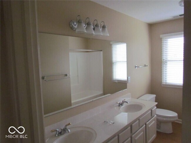 Building Photo - 411 Mari Way
