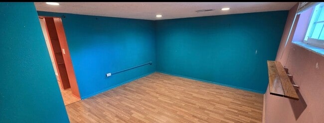 Building Photo - CS-129 W Main Street