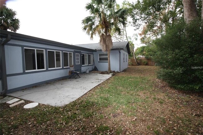 Building Photo - 610 Wilshire Dr