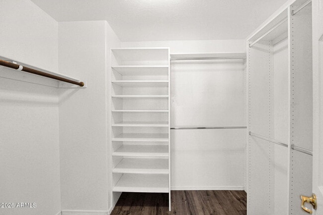 Building Photo - 1024 E Frye Rd