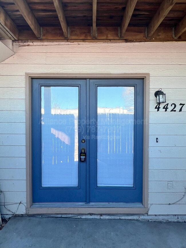 Building Photo - 4427 Hunting Meadows Cir