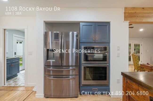Building Photo - 1108 Rocky Bayou Dr