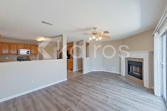 Building Photo - 3601 Starfish Dr