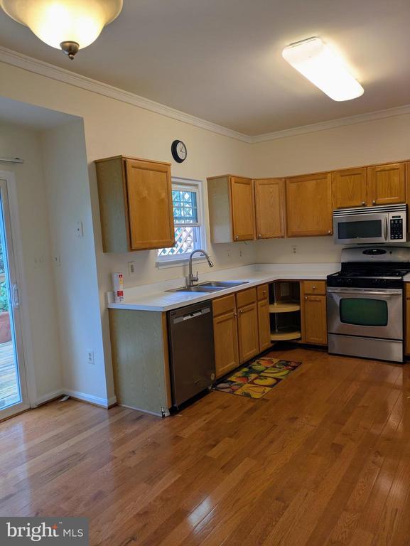 Building Photo - 2502 Clover Field Cir