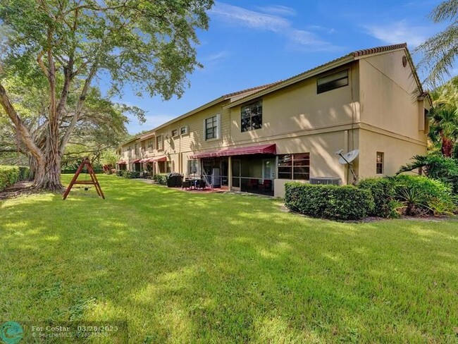 Building Photo - 9113 Vineyard Lake Dr